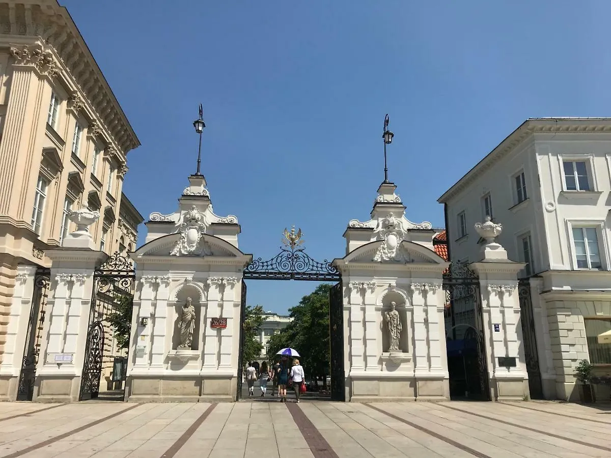 Zielna city center Varsavia Appartamento