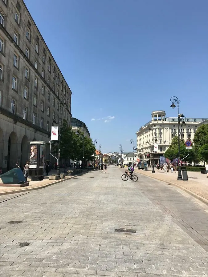 Zielna City Center Warsaw Apartment